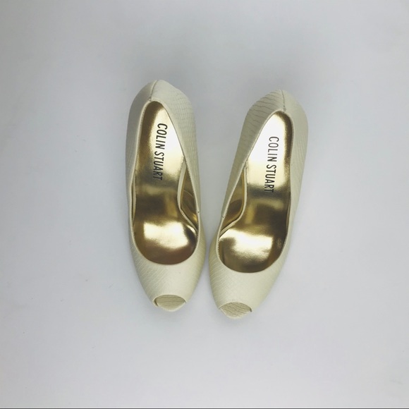🌟Colin Stuart Peep Toe Wedge in Cream 🌟 - Picture 10 of 12